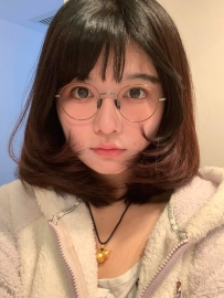 #高雄推薦     【婉兒】 157cm 46kg C杯  剛成年學生妹 下海兼職 特價八千一節