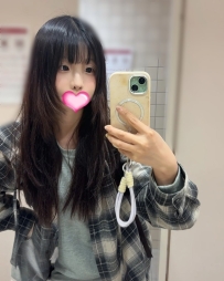 #台中 馨兒 152cm.C奶.42kg.19歲 【19歲粉嫩學妹】臉蛋稚嫩可愛