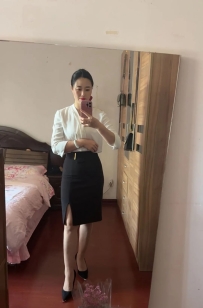 霏霏｜166/46/C/36歲  便宜又敢玩 超值大碗