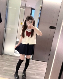 甜心學生妹  薇薇安，158cm，C奶，19歲