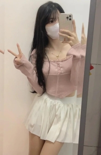 小菲 158cm Ccup 44kg 21歲  可純可慾 待客如男友 敏感體