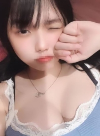 純純 156cmD奶-20歲    大學生初兼 清純 香嫩可口  蜜桃奶