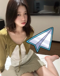 #高雄 區區 160 46kg B 23歲  笑容甜甜很耐看
