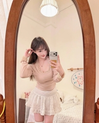 #新竹  樂娜  身高：162cm  體重：46kg  胸部：D  年齡：23歲