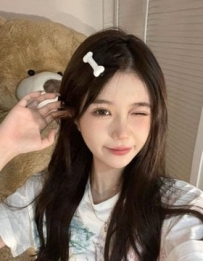 #高雄  寶貝155cm / 43kgC奶20歲  軟萌口音、個性調皮、很會磨蹭