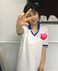 ❤️小白 155cm Bcup 20歲 44kg    學生妹 皮膚白皙 很活潑 性格好