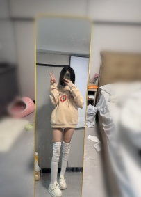 #高雄 萱萱160cm.45kg.Dcup.19歲