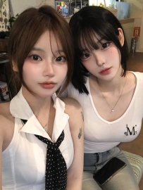 清純高顔值姐妹花  新的一年 3P一起 風生水起~