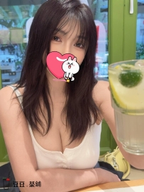#台中 新妹初次兼職 🎀 琪琪：163cm｜52kg｜F奶｜25歲