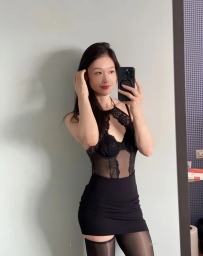 羽羽  162cm/B奶/30歲/44kg 優雅型良家少婦 反差感拉滿