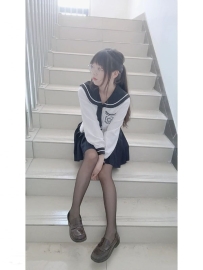 抱起來 很好操縱喔     菲多莉 150.39.B.19歲
