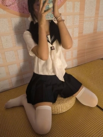 #臺中 橙子 158cm B+奶 45kg 19歲 #可愛類型的小隻馬 慾望強強的