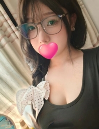 #台北 淼淼 163cm.D杯.47kg.22歲 會主動迎合 將你帶入高潮的漩渦