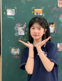 寶妮⭐️   155cm B 42 18歲  #可愛學生   同學推薦下海兼職🤍  偷吃下海 配合度好 聽話