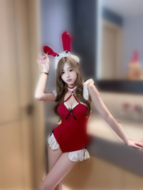 晚婧：162m｜45kg｜D｜21歲  長相甜美動人 皮膚白