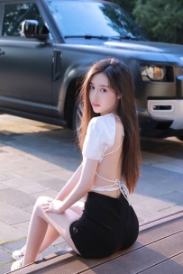 楊穎 162cm/46kg/C+cup/22歲   俏皮活潑的模樣 猶如你大學時期的初戀