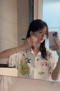 #新竹 瑩瑩160cm/47kg/B奶/18歲 幼齒性感的小女生