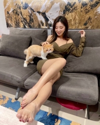 小品   168.C.48.30 歲     送絲襪一雙