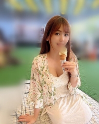 #台中  小純  162 D 47 23歲  白嫩的酥胸 迷人的電眼