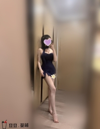 ✨ 欣然   167 cm｜ 48 kg｜ 24歲   D罩杯｜高挑纖細