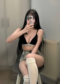 米樂 163cm C奶 46kg 22歲  長得漂亮 身材比例超讚！