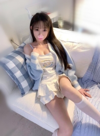 蘿莉 157cm 44kg C奶18歲  皮膚白嫩 性格溫柔 服務溫柔有耐心