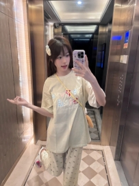 #臺中  貝殻 158.45.B.19歲  清純學生妹 可愛的臉蛋