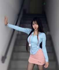 瀟瀟 162cm.Dcup.45kg.22y  前凸後翹 優質女  健談會挑逗  樂觀陽光女孩
