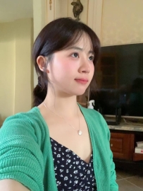#新竹  若曦 160cm 47kg C奶 24歲    外表清純，床上直接變小母貓