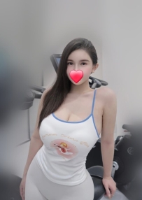 欣欣 164cm G奶 48kg 30歲  膚白貌美誘惑臉 慾女面相看的出來