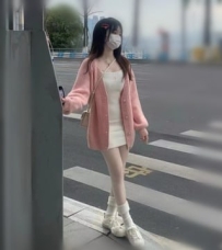 慾望大 沒有男友  有需求下海兼職   現在可約   芝芝 157cm  44kg C奶 20歲