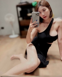 #高雄  恩娜 164 .D+.46.26歲  價位不高的搶手正妹!!