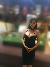 #高雄  #桌球老闆娘  “H奶”波霸系列  擁有少許人有的超級巨乳