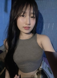 甜甜  158cmC奶21歲 咖啡店店員  試車：5000