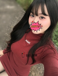 小個子也能讓人一秒淪陷 💋  雪琳｜158／45／D／24歲 外型甜美可愛
