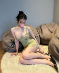 #台北    慕容：170.D.48.27歲  介紹：外貌氣質出眾