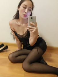 40歲的騷人妻有人想幹嗎🥵    164公分 46公斤 C+罩杯
