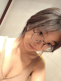 #台中   #高中學生妹 157.B.18歲  經常偷摸自己看慾望片 性慾大發