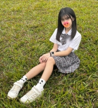 臺中可約｜小晴 157cm 45kg A奶 18歲