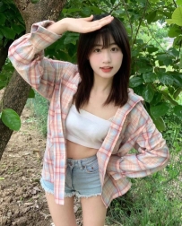 貝貝 158.B+奶.20歲.44kg  #溫柔可愛高素質 笑起來很甜