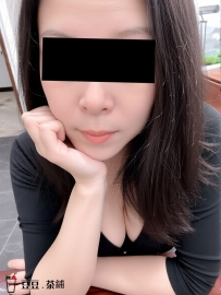 #高雄 高小姐 164cm Dcup 30歲 輕熟展場公關 超級淫蕩風騷