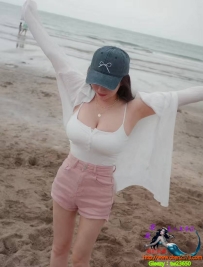 心靈 170cm.Fcup.49kg.24歲   ✨高挑巨乳白嫩妹✨  泳池系性感女神登場✨