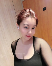 #台中 花旗 161cm / 57kg / F /39歲 小隻但胸臀特別豐滿
