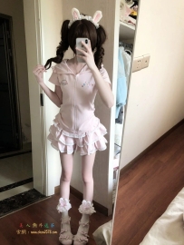 圈圈  155cm B+奶 19歲    在學嫩妹 #第一次下海   需要人疼  超幼齒學妹臉