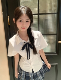 小語 157cm/44kg/B奶/19歲  學生  粉嫩皮膚  乾淨清新的外表