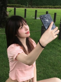 梦曦 158cm 47kg B+ 22歲  #高顏小情人 臉蛋超漂亮