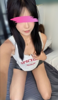 #新竹  安可 161cm/44kg/Ccup/21歲  活潑可愛又健談 像是歐美般的放浪