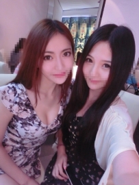 左 安琪 165.47.D.23y   右 靈兒 163.45.B+.24y