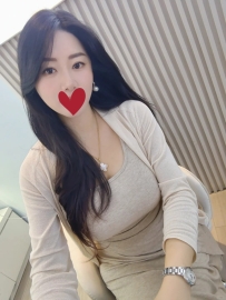 #臺北  嘉琪 166 52 30歲 E+    心理咨詢師 身材匀称 皮膚白皙