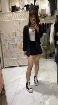 #台中 有人喜歡嗎  157cmC奶23歲 服飾店店員 口技好